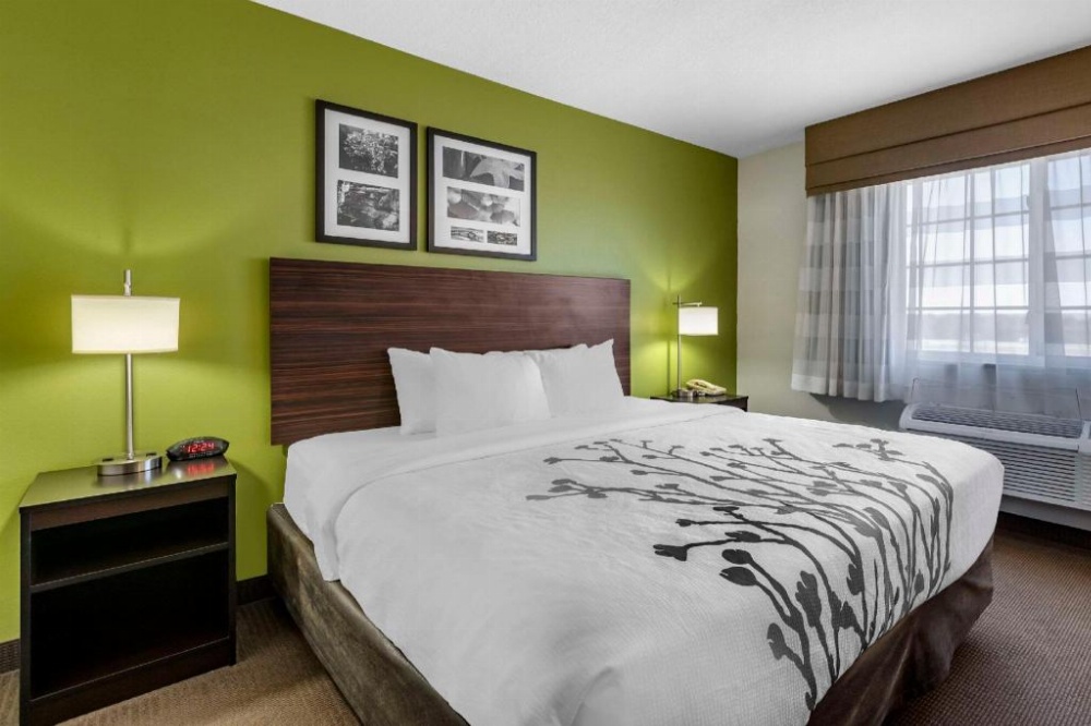 Sleep Inn & Suites Pleasant Hill Image 10