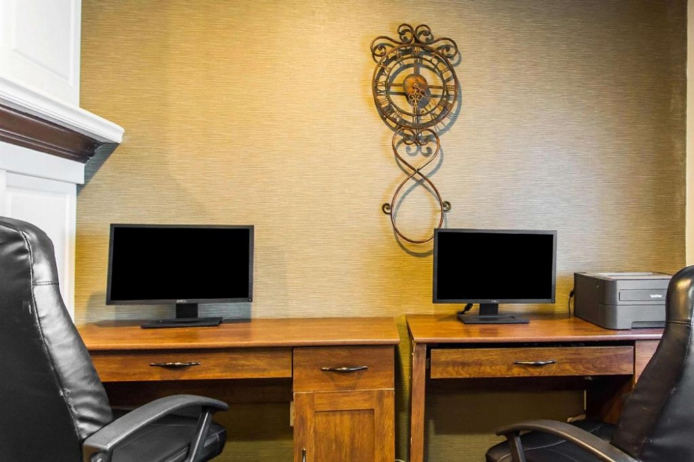 Sleep Inn & Suites Pleasant Hill Image 30