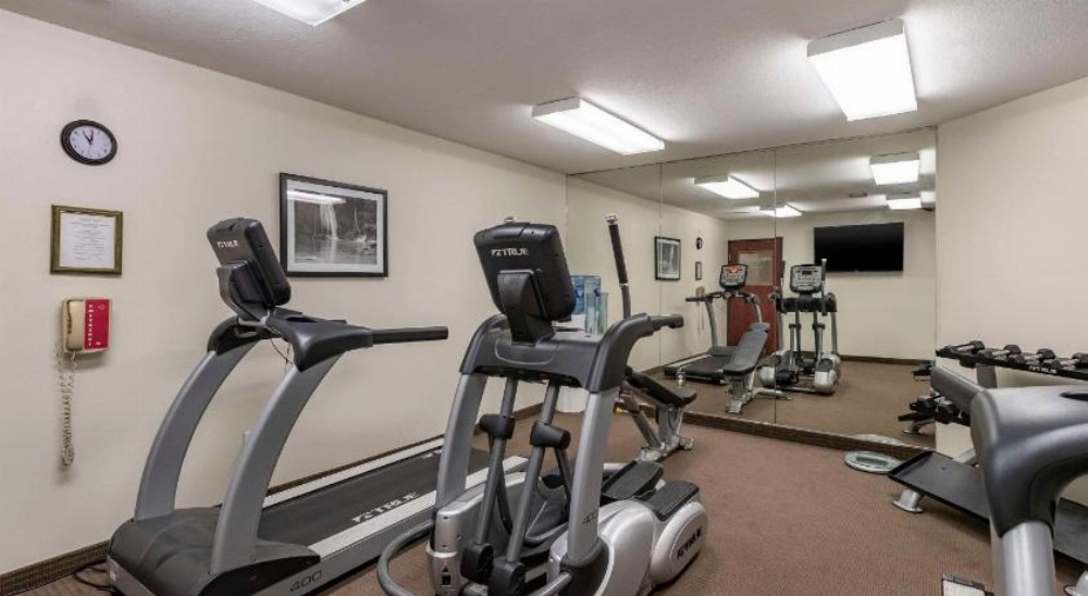 Sleep Inn & Suites Pleasant Hill Image 39